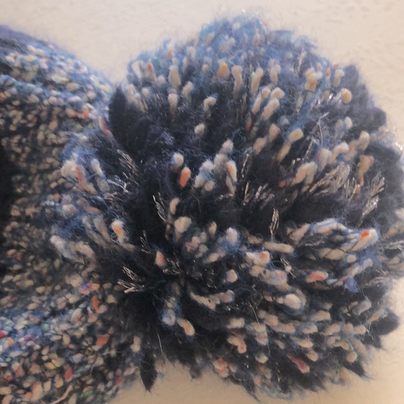 J.Crew Pom Pom beanie - Picture 2 of 4